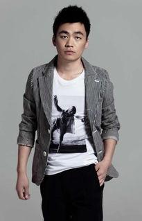 个子矮的男演员