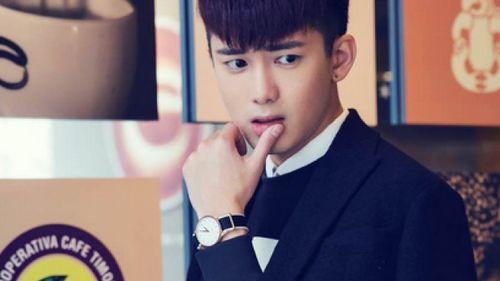 熊梓淇个人资料身高,身高186cm的阳光少年，演绎青春魅力