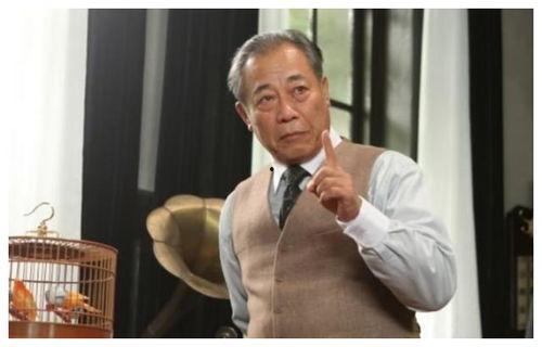 冯恩鹤年轻时照片,风华正茂的岁月印记